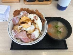 かつや 愛知半田店