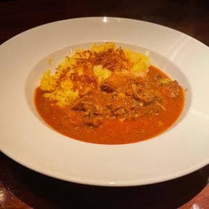 シャンパンカフェ アルベンテ