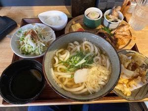 うどんのまるえん