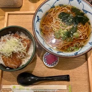豚丼屋tonton&若菜そば 上新庄店