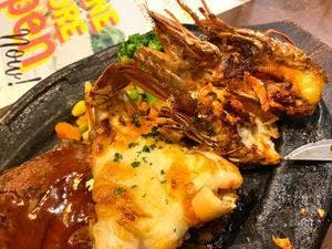 パブラウンジ エメラルド