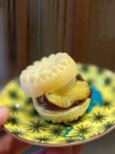 三日月 つぼ焼きいもcafe