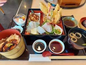 あなご料理 柊 姫路キュエル店