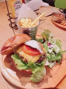 GRILL＆DINING用賀倶楽部