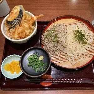 どんぶり専門店 丼丼亭 大阪ホワイティうめだ店