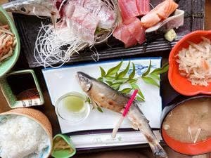 喫茶・お食事 里