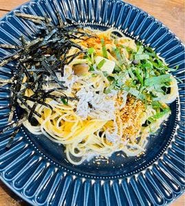 えほんカフェひっぽ