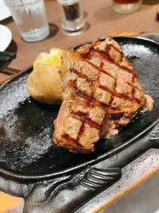 フォルクス 針中野店