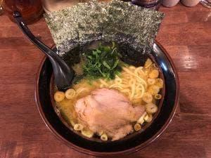 横浜家系 まるに家