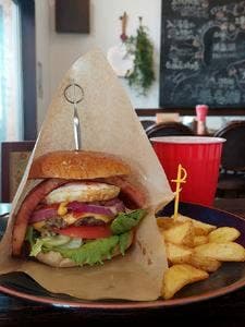 グラニーズバーガー&カフェ