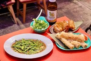 酒とアジア屋台料理 アローイ兄弟