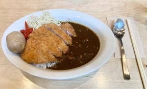 カツカレー専門店 豚久