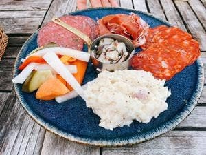 プティデリリウム タップ カフェ 新宿サザンテラス