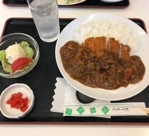 大須一丁目食堂 ひっぱり凧