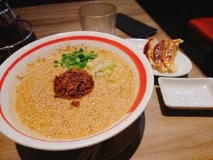 麺屋 空海 サクラス戸塚店