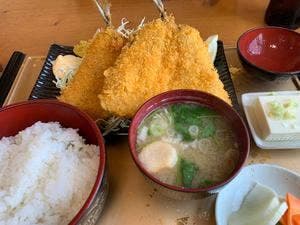 魚屋の磯料理 まるとし