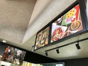 ヒルサイドカフェ Tearoom ローザンベリー多和田