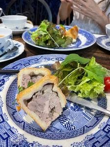Tea Room Grand Tour
