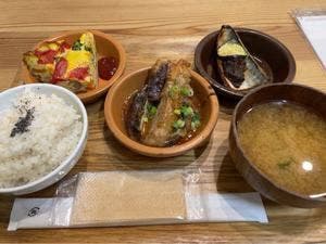 オーガニックレストラン＆デリ みどりえ