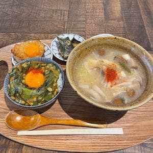 農家の息子がつくる食堂 さんかくとまる