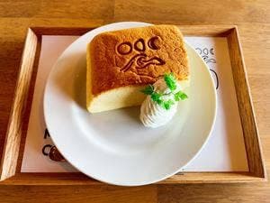 moon moon moon cafe
