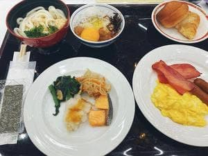 ブッフェ&カフェ グリーンラウンジ オークラホテル丸亀