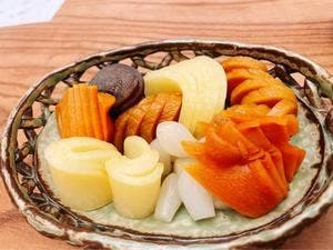 日本料理 向志満 山茶花