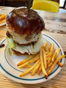 リーフ バーガー