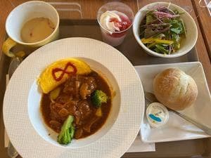 カフェテリア フルール