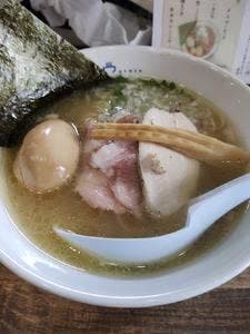 江乃華 JAPAN RAMEN