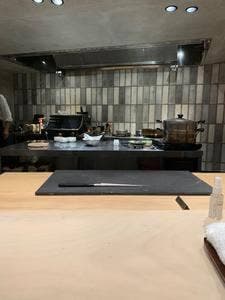磯ぎよからず 博多本店