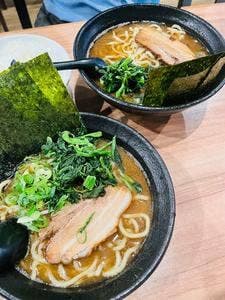 横浜家系ラーメン まる金石川家