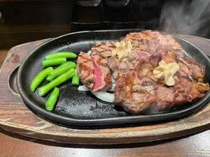 立ち食い炭焼きステーキ専門店 ステーキマニア 新市街店