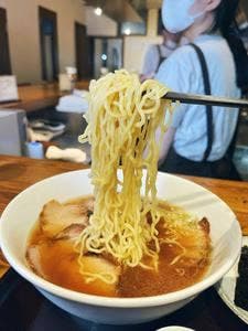 無化調醤油ラーメン しのわ 福岡今泉店
