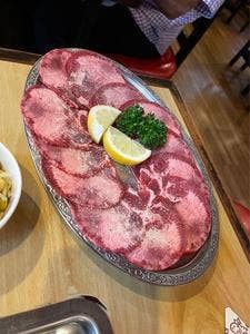 やきにく千佳 本店