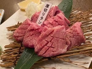焼肉 龍音