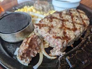 トマト&オニオン 津山駅前店