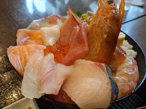 がっつり市場 唐戸店