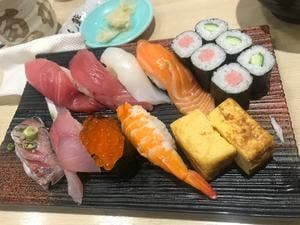 沼津魚がし鮨 流れ鮨 大井松田店