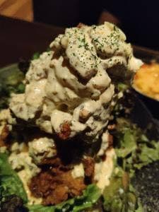 肉と魚と、たまご。個室居酒屋 殻YABURI 藤沢店