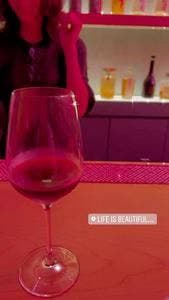CONDITIONING BAR LIFE IS BEAUTIFUL