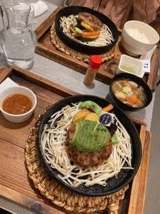 ばーぐ屋 ぶりこ