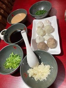 譚鴨血 老火鍋 柏店