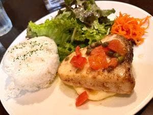 アナログ カフェ ラウンジ トーキョー