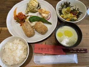 発酵ごはんカフェ み厨や商店