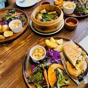 HAMAKAJI KITCHEN