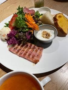cafe winds daimon