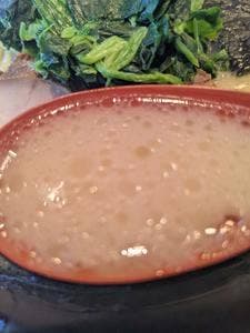 醤油豚骨ラーメン 八右衛門