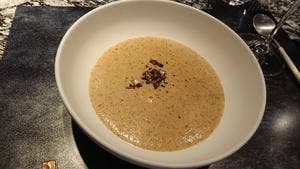 鉄板焼 THE VILLAGE OSAKA