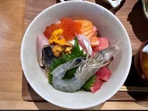 食間や